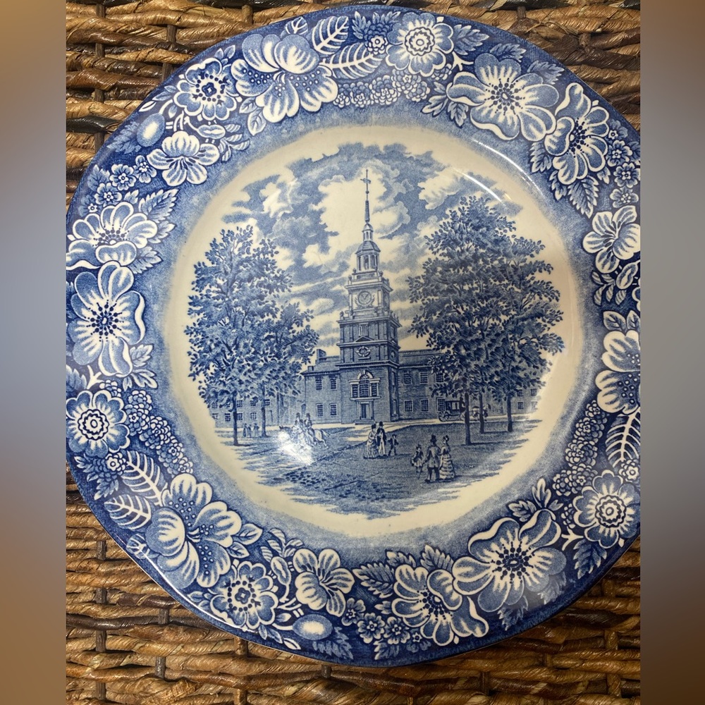 Liberty Blue Dinner Plate - Independence Hall